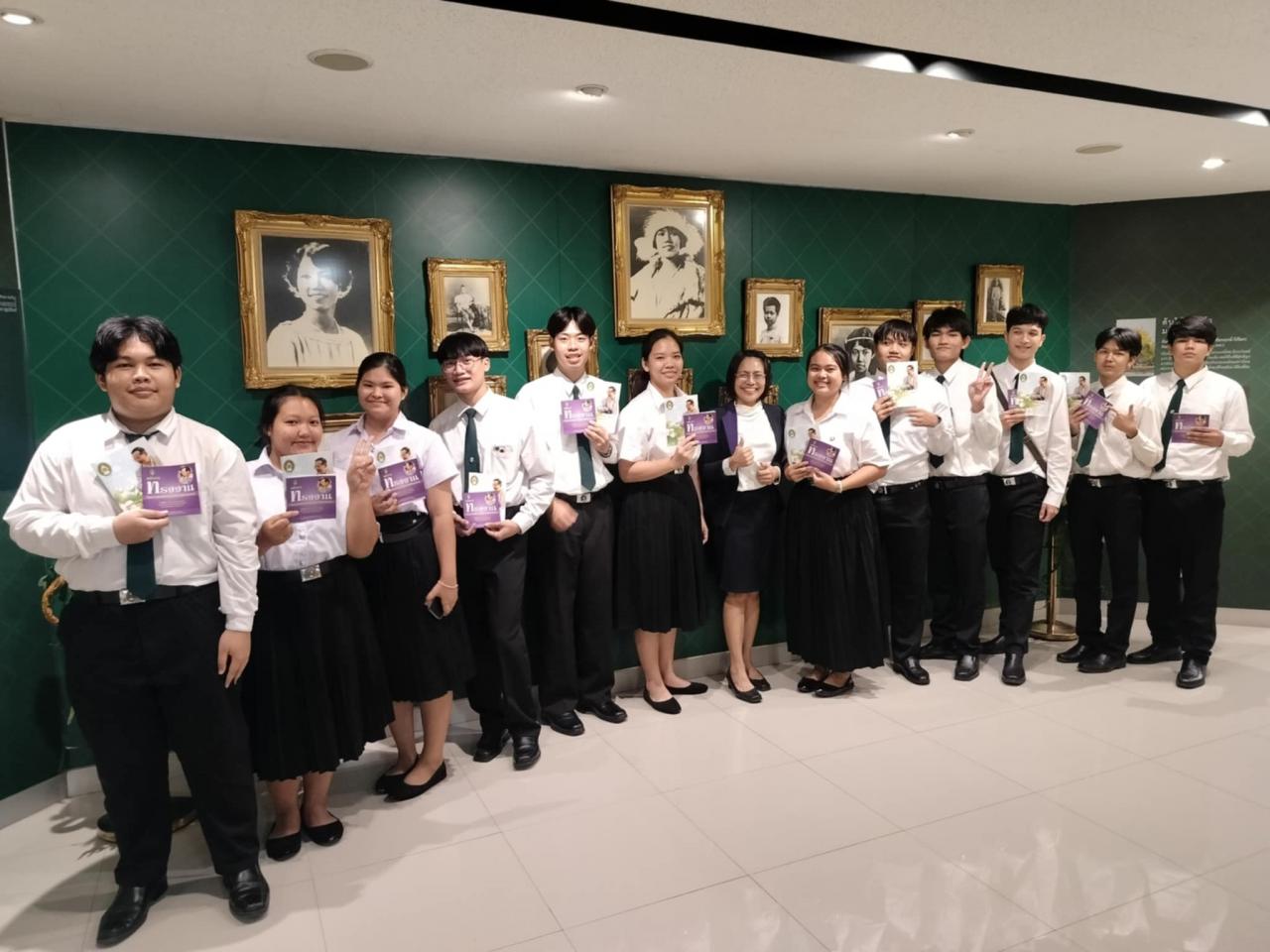 7 สิงหาคม 2568 งานศึกษาทั่วไป รายวิชา VGE 101 ตามรอยพระยุคลบาท ได้นำนักศึกษา จำนวน 49 คน เข้าเยี่ยมชมและเรียนรู้ หอนิทัศน์ราชภัฏ  