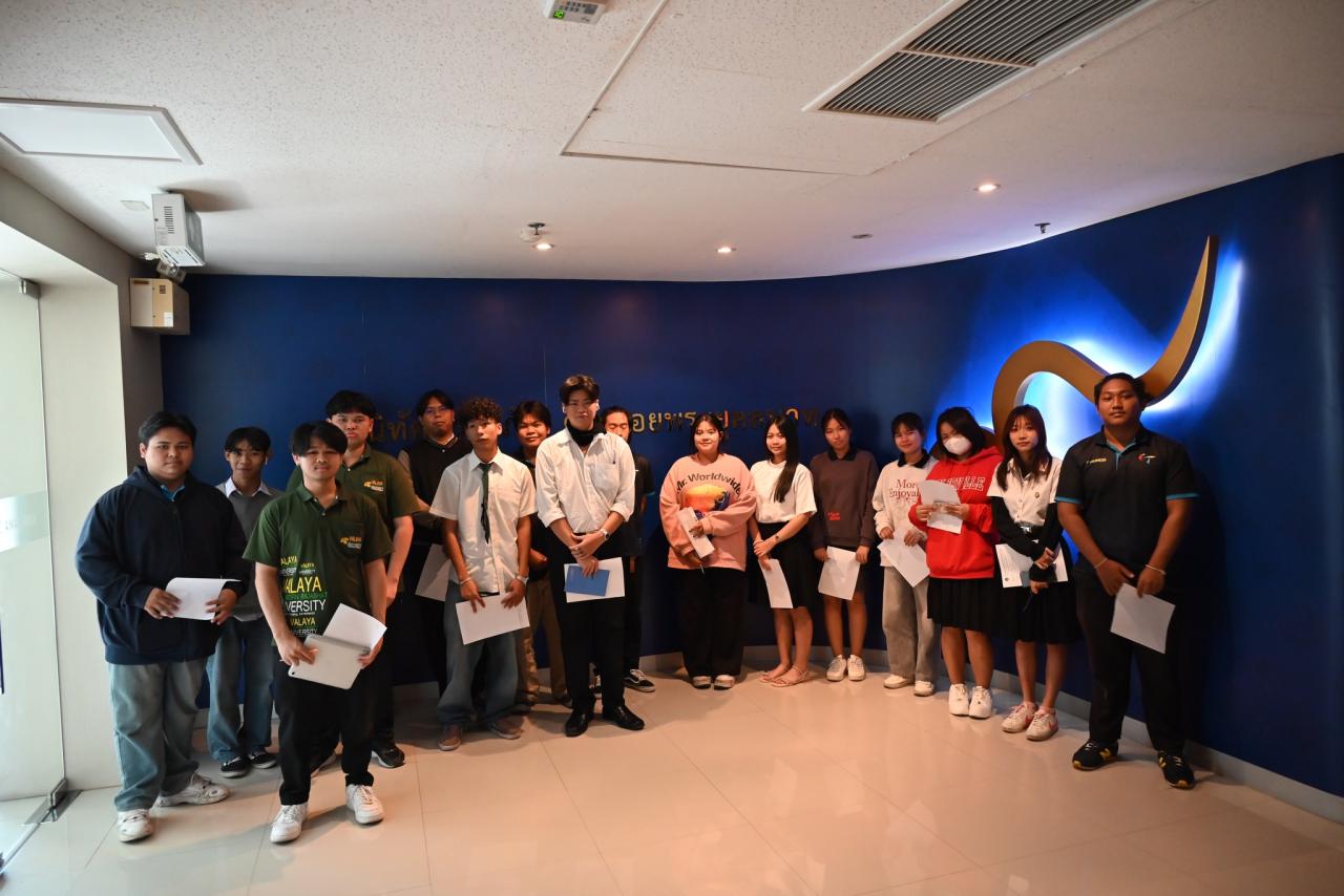  28 พฤศจิกายน 2568 งานศึกษาทั่วไป รายวิชา VGE 101 ตามรอยพระยุคลบาท ได้นำนักศึกษา จำนวน 74 คน เข้าเยี่ยมชมและเรียนรู้ หอนิทัศน์ราชภัฏ