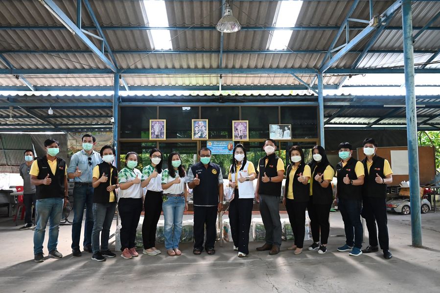4 ตุลาคม 2564 มหาวิทยาลัยราชภัฏวไลยอลงกรณ์ ในพระบรมราชูปถัมภ์ ได้ขับเคลื่อนยุทธศาสตร์ราชภัฏเพื่อการพัฒนาท้องถิ่นมาอย่างต่อเนื่อง ซึ่งจากสถานการณ์การแพร่ระบาดของโรค Covid-19 ในปัจจุบัน 