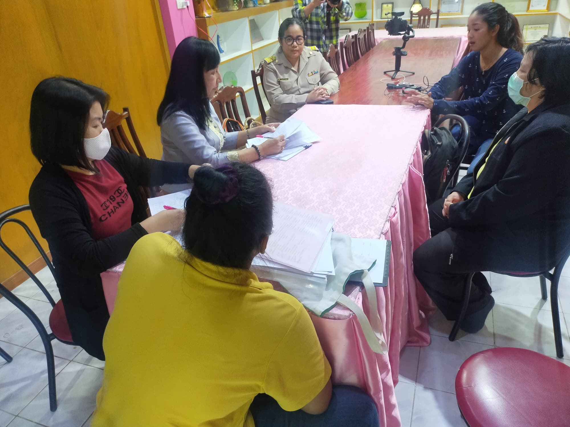 16 กรกฎาคม 2563  กิจกรรมงานลงพื้นที่ตรวจติดตามโครงการยกระดับคุณภาพชีวิตฯ ณ ตำบลบ่อเงิน จังหวัดปทุมธานี