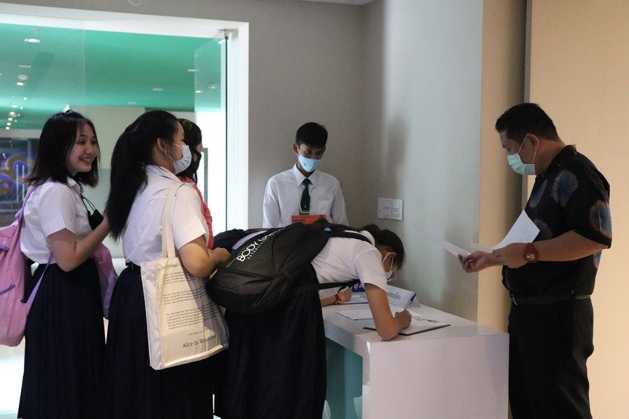 27 สิงหาคม 2563 งานวิชาศึกษาทั่วไปนำนักศึกษาเข้าเรียนรู้ ณ หอนิทัศน์ราชภัฏ เวลา 14.00 -15.30 น. 