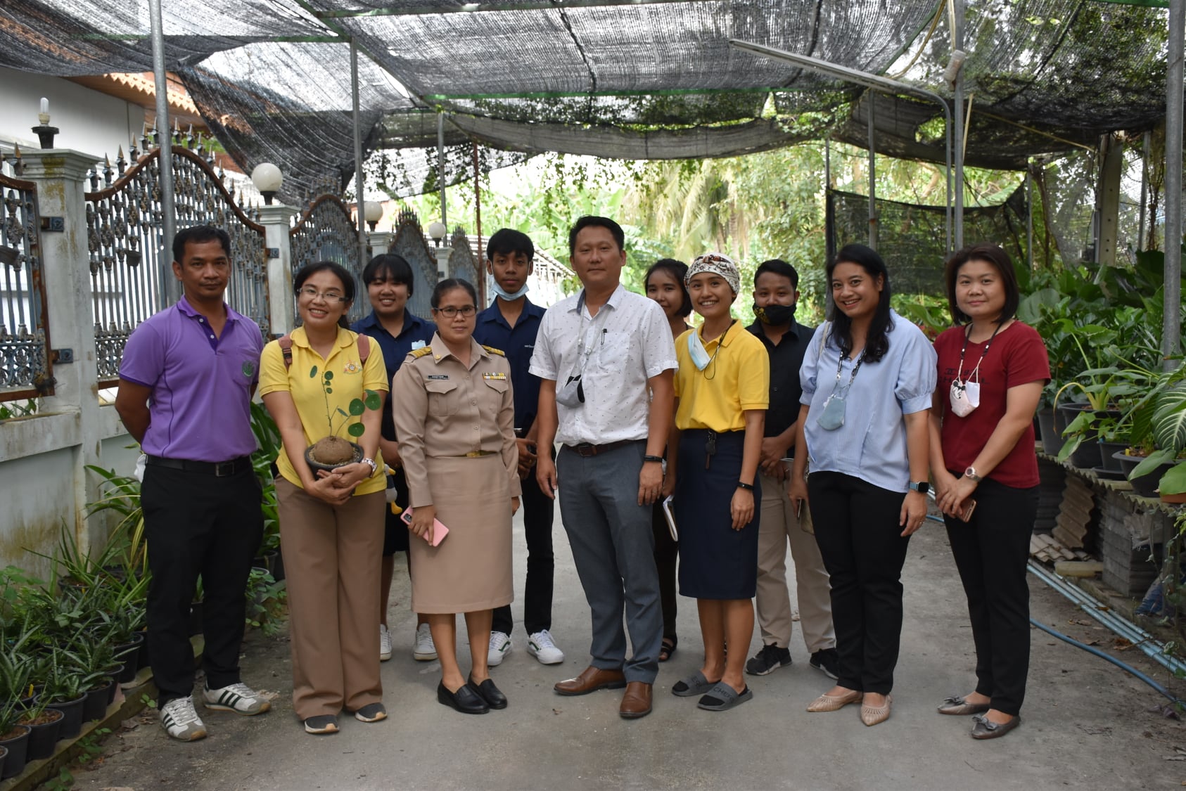 3 ธันวาคม 2563 ศึกษาดูงานวิธีการเพาะขยายพันธุ์แก้วกาญจนา 