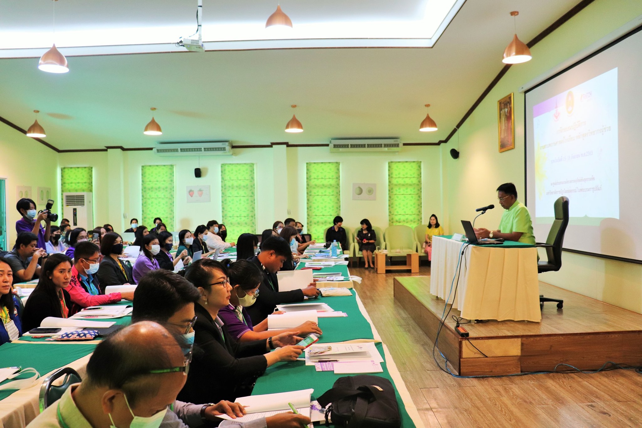 15 กันยายน 2563  พิธีการฝึกอบรมปฏิบัติการงานสวนพฤกษศาสตร์โรงเรียน หลักสูตรวิทยากรผู้ช่วย รุ่นที่ 3/2563