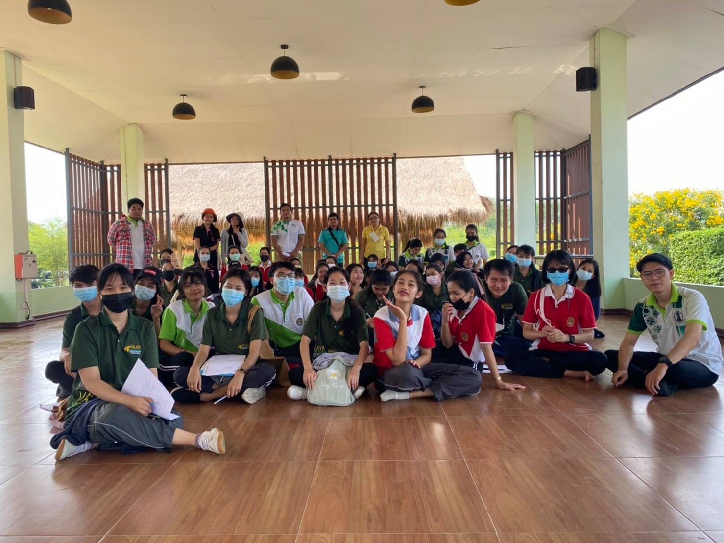 8 มีนาคม 2564 นักศึกษาในสาขาวิชาการจัดการท่องเที่ยว คณะวิทยาการจัดการ เข้าศึกษาเรียนรู้การส่งเสริมและต่อยอดวิถีการเกษตรสู่การท่องเที่ยว 