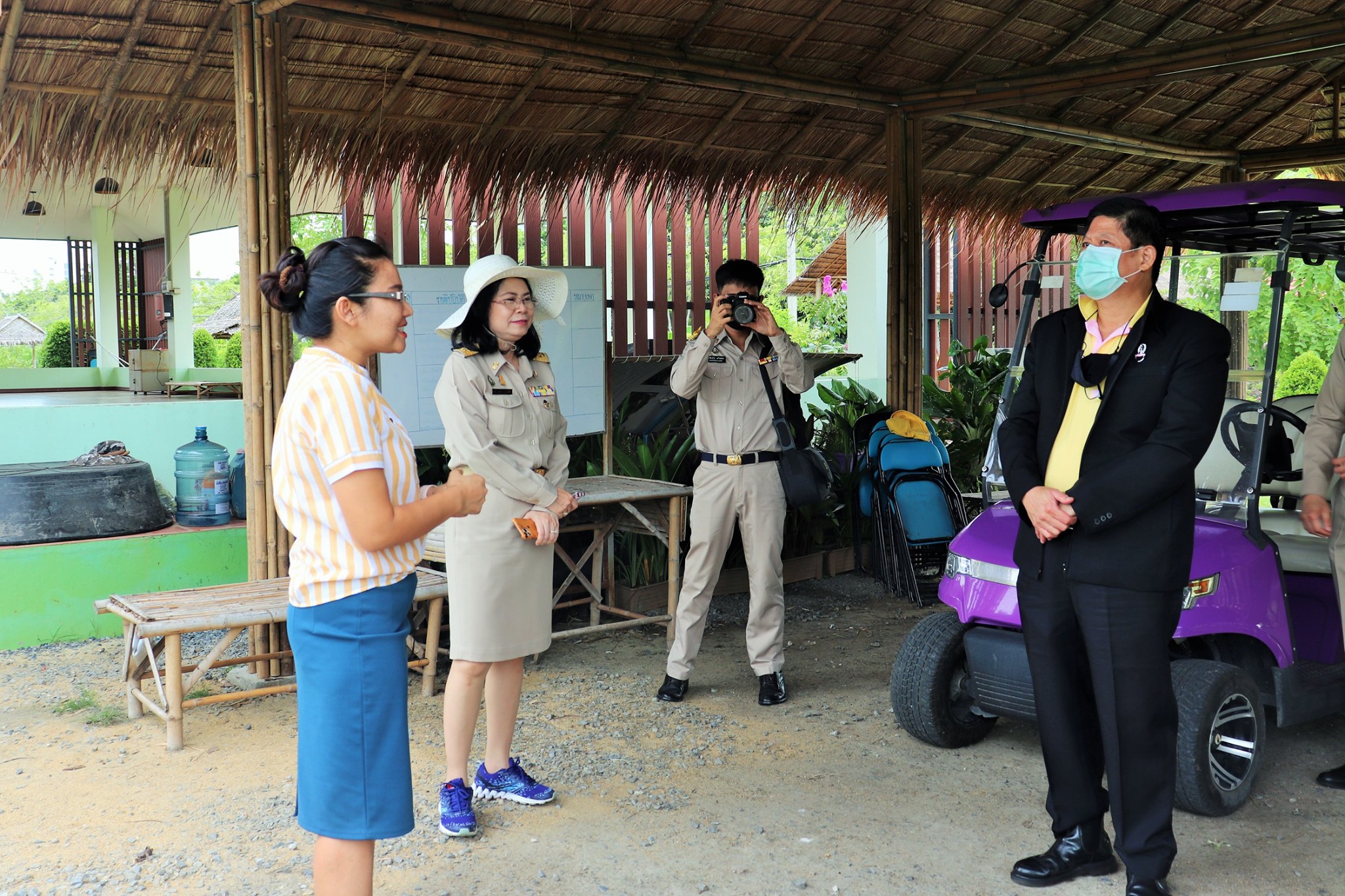 3 สิงหาคม 2563 คณะกรรมการตรวจประเมินคุณภาพการศึกษาภายในระดับมหาวิทยาลัยฯ เข้าเยี่ยมชม ณ โครงการอนุรักษ์พันธุกรรมพืชฯ