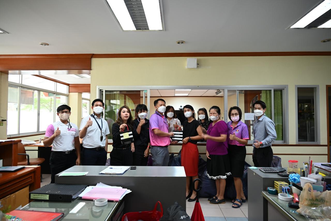 LEARN-Happy Work Place   กิจกรรมมอบของขวัญวันเกิด 