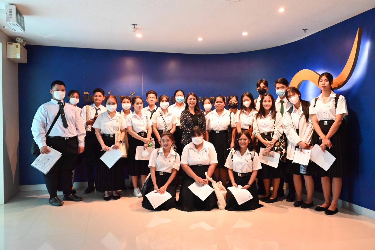 13 กรกฏาคม 2566 งานศึกษาทั่วไป รายวิชา VGE 101 ตามรอยพระยุคลบาท ได้นำนักศึกษาเข้าเยี่ยมชมและเรียนรู้หอนิทัศน์ราชภัฏ 