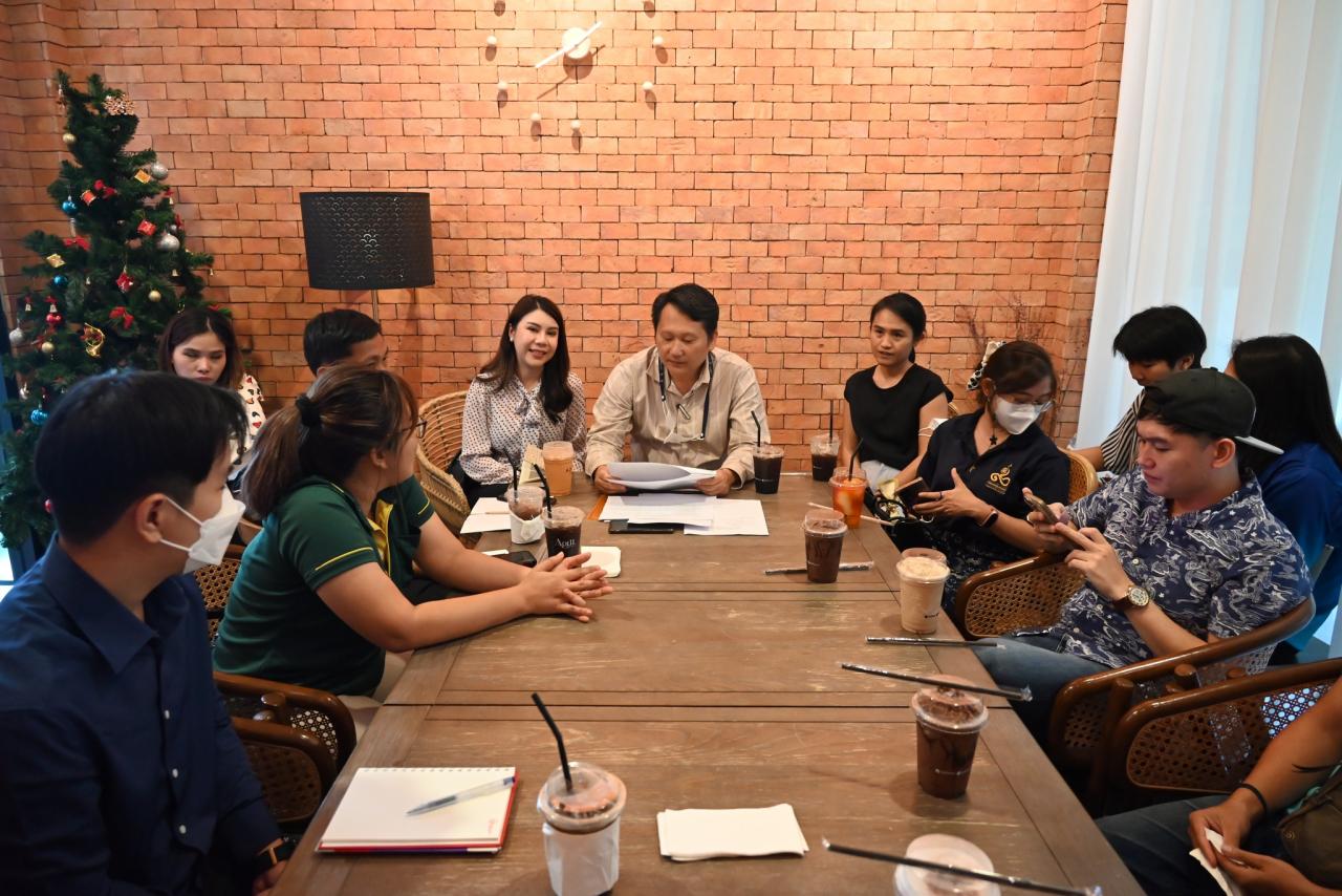 16 สิงหาคม 2566 การประชุมติดตามการดำเนินงานของสำนัก  และLEARN-Happy Work Place กิจกรรมมอบของขวัญวันเกิด 