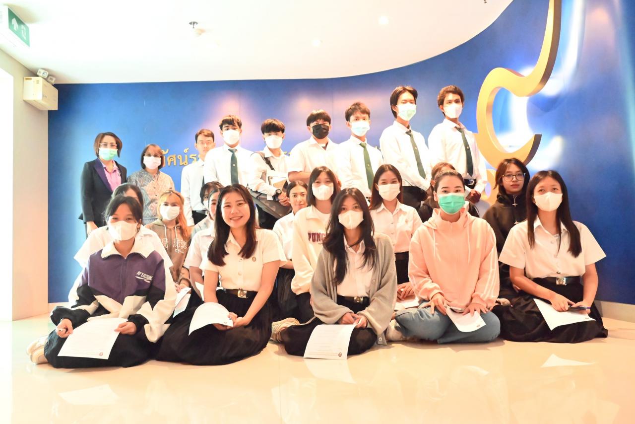 30 พฤศจิกายน 2566 งานศึกษาทั่วไป รายวิชา VGE 101 ตามรอยพระยุคลบาท ได้นำนักศึกษาเข้าเยี่ยมชมและเรียนรู้หอนิทัศน์ราชภัฏ 