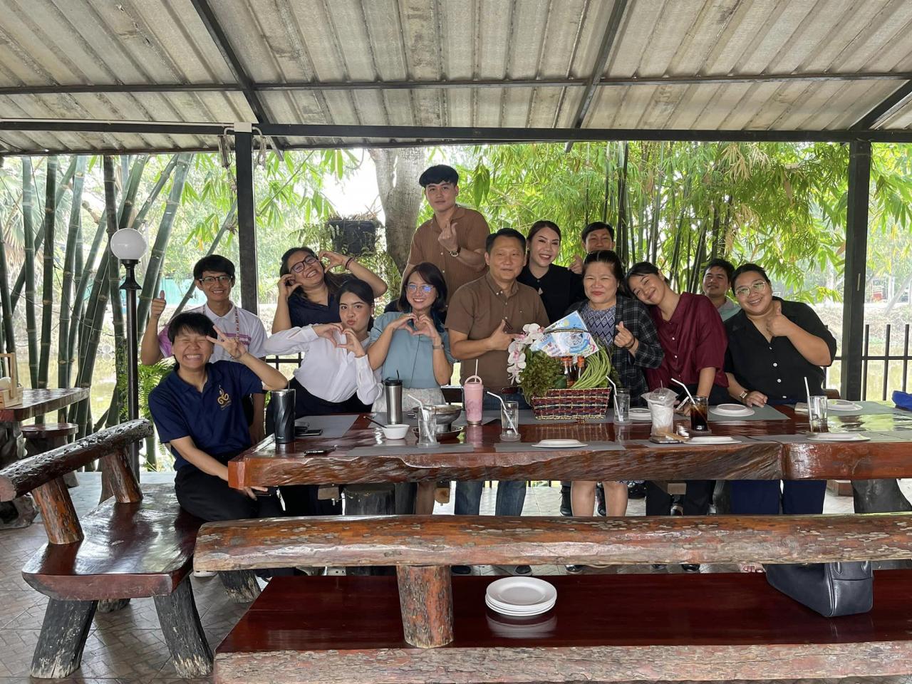 31 มกราคม 2567 ผู้บริหาร อาจารย์ และบุคลากรสำนักส่งเสริมการเรียนรู้และบริการวิชาการ ร่วมรับประทานอาหารเลี้ยงส่ง คุณรัชนีกร พลเยี่ยม 